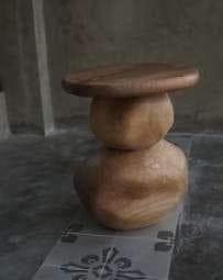 Ryuichi Multi-Tier Display Stand